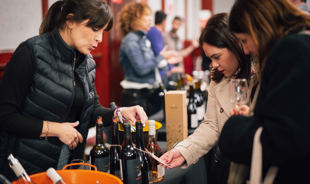La historia de dos amigos detrás de la feria de vinos orgánicos más ...