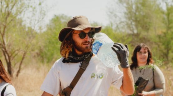 Fundó una ONG para limpiar el Río Suquía y fue elegido por la ONU