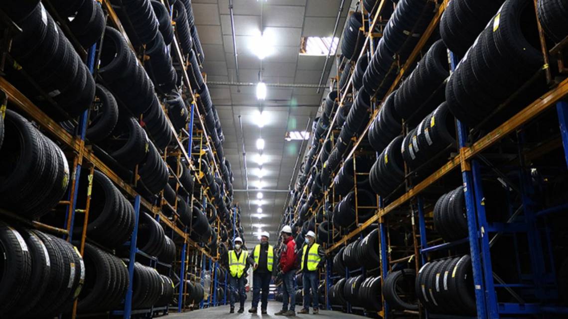 Pirelli le da una segunda vuelta al acero y lo pone a rodar en sus neumáticos