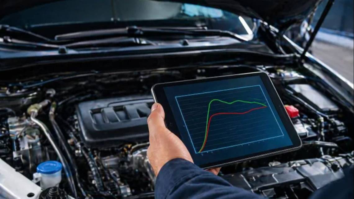Autos eléctricos: el salto del mecánico al informático