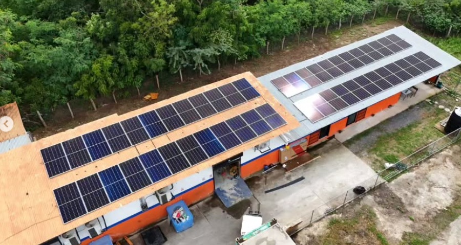 El sol cruza fronteras: un proveedor panameño aterriza en Santa Fe