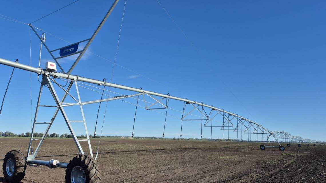 Detectives del agua:  ayudan a rastrear la huella hídrica en el campo