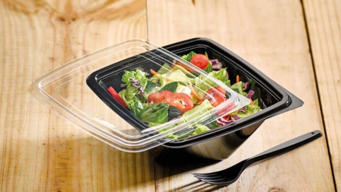 Fabrican envases, reciclan el plástico y cuidan los alimentos