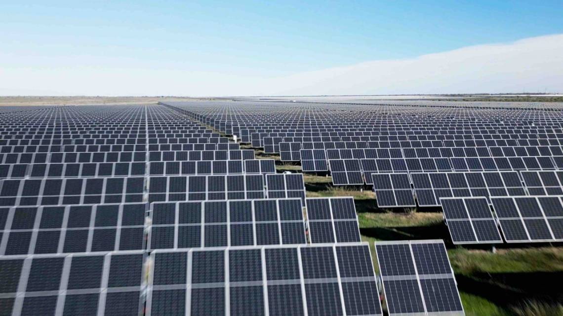 Gigante de la energía renovable desinvierte en Estados Unidos y México