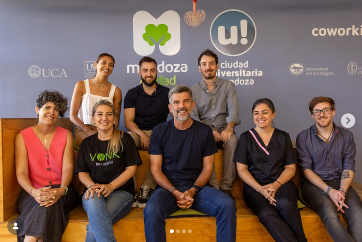 El equipo de Vonk BioDiseño 