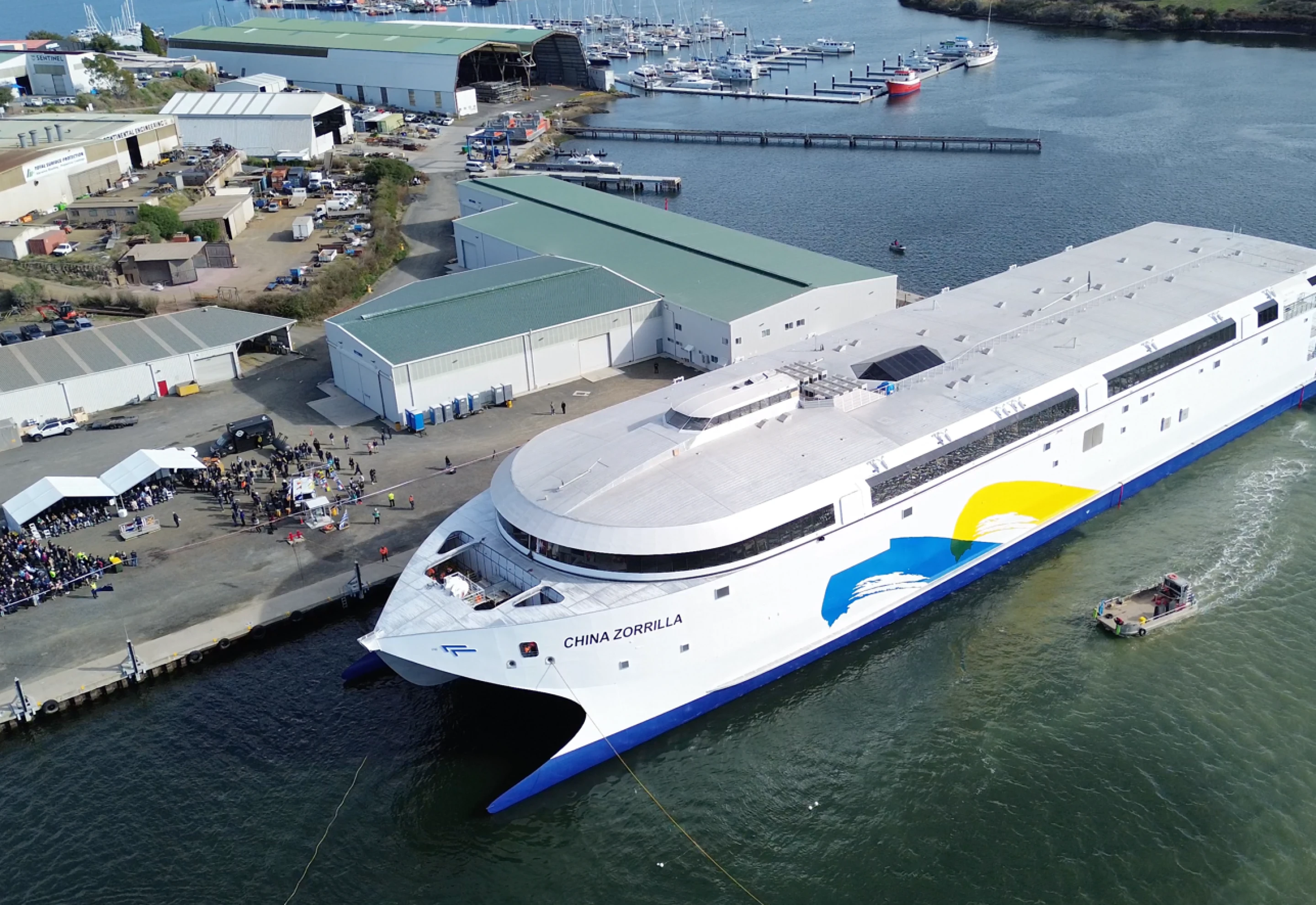 El primer ferry 100% eléctrico del mundo es rioplatense y ya tocó agua